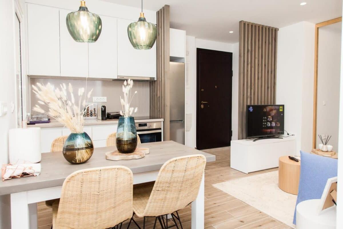 Comfortable 2 Bd Apt Near Sintagma Square Atenas Exterior foto